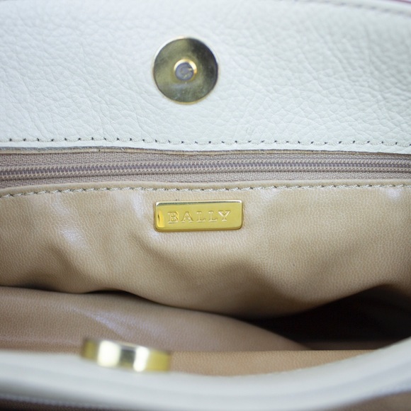 BALLY CREME & BROWN LEATHER HANDBAG - Picture 8 of 8